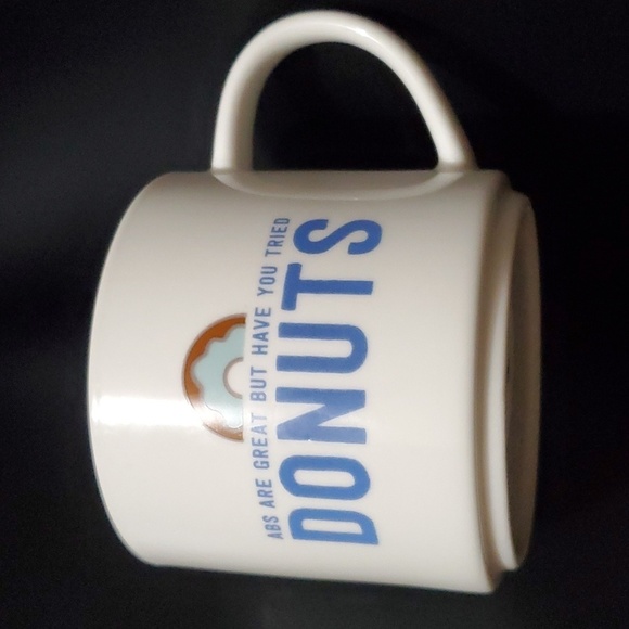 Room‎ Essentials porcelain DONUTS coffee mug cup vguc preowned used - Picture 5 of 9